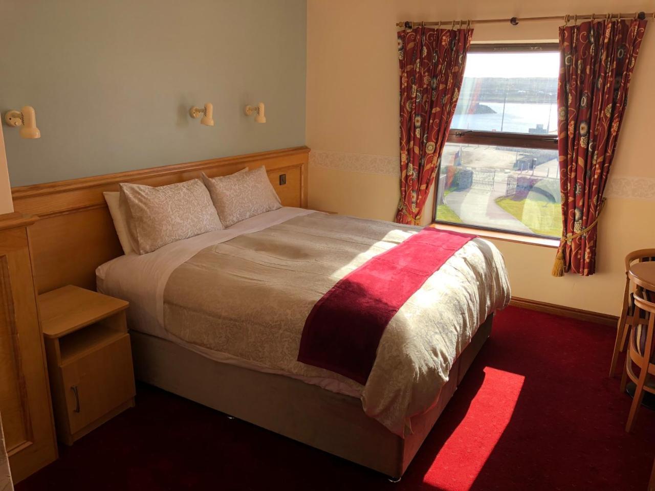 Pier House Bed&Breakfast Árainn Exterior foto